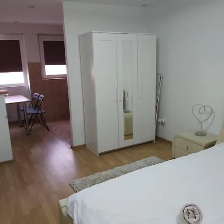 Avrig-ferdinand Apartman